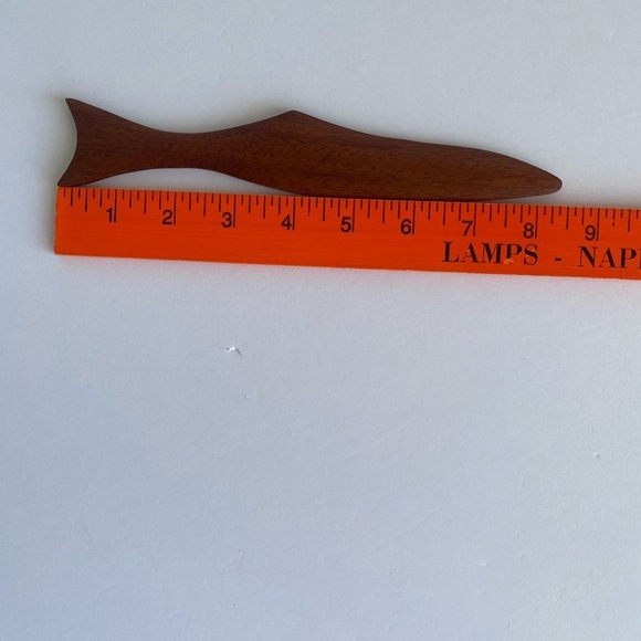 Wooden Minimalist Letter Opener‎ Dark Natural Esthetic Fish Shape Stuffer Spread - Picture 2 of 4